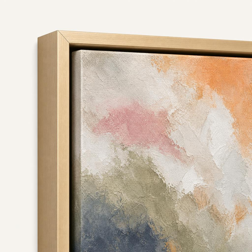 Solenne Gold frame corner close-up